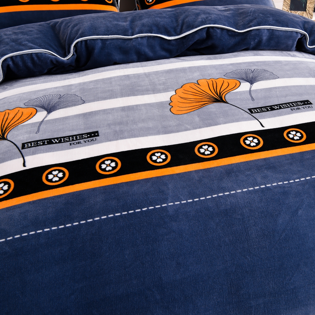 91家纺网 家纺一手货源 找家纺 启扬 2025直播爆款新款8.5斤加厚高克重牛奶绒四件套床裙款法莱绒宝宝绒金貂绒 幸运相伴