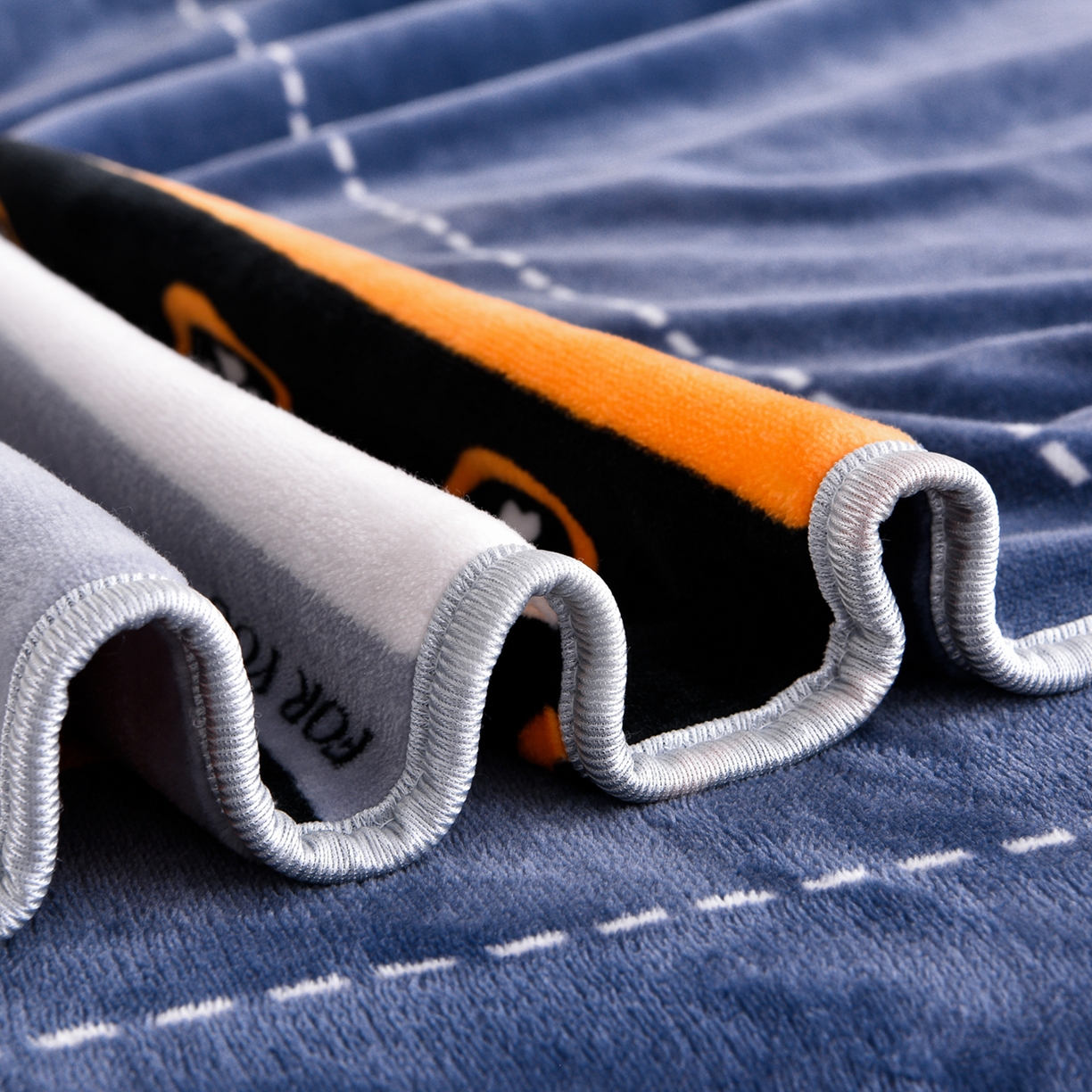 91家纺网 家纺一手货源 找家纺 启扬 2025直播爆款新款8.5斤加厚高克重牛奶绒四件套床裙款法莱绒宝宝绒金貂绒 幸运相伴