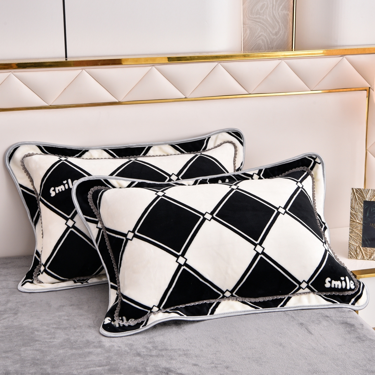 91家纺网 家纺一手货源 找家纺 启扬 2025直播爆款新款8.5斤加厚高克重牛奶绒四件套床裙款法莱绒宝宝绒金貂绒 浅夏时光