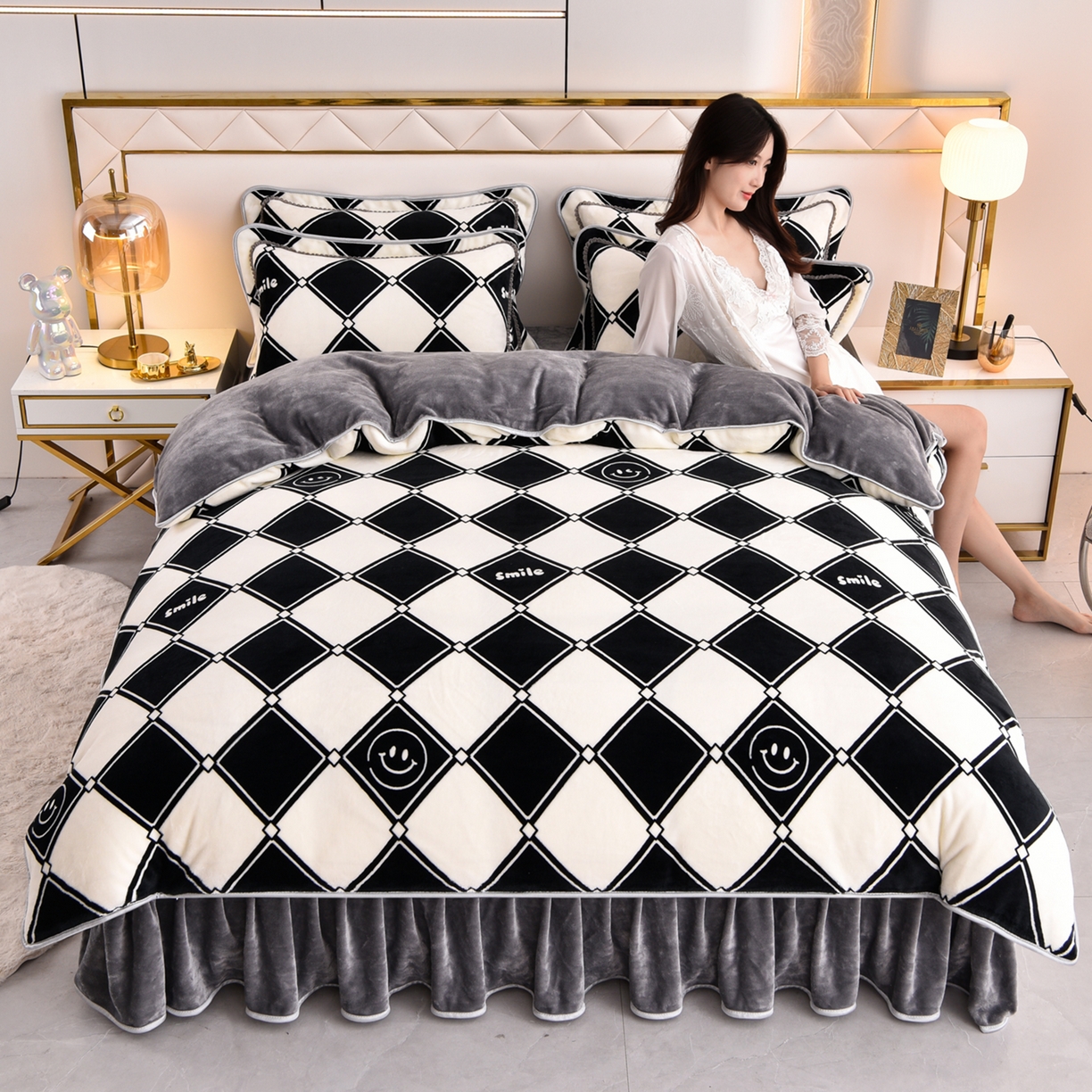 91家纺网 家纺一手货源 找家纺 启扬 2025直播爆款新款8.5斤加厚高克重牛奶绒四件套床裙款法莱绒宝宝绒金貂绒 浅夏时光