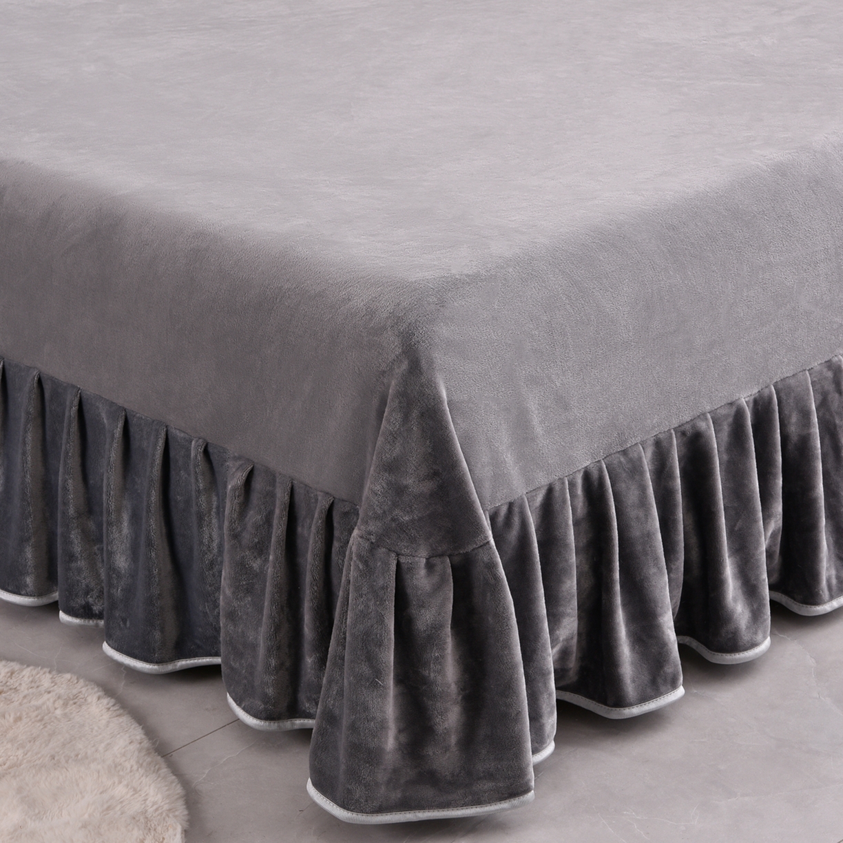 91家纺网 家纺一手货源 找家纺 启扬 2025直播爆款新款8.5斤加厚高克重牛奶绒四件套床裙款法莱绒宝宝绒金貂绒 浅夏时光