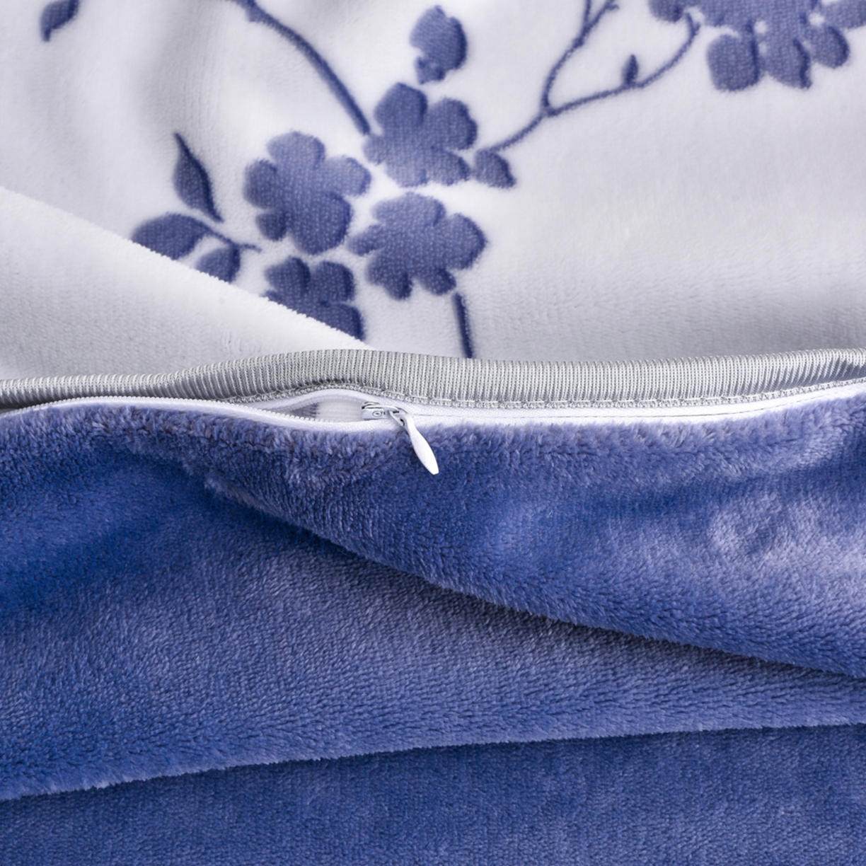 91家纺网 家纺一手货源 找家纺 启扬 2025直播爆款新款8.5斤加厚高克重牛奶绒四件套床裙款法莱绒宝宝绒金貂绒 幽兰馨语