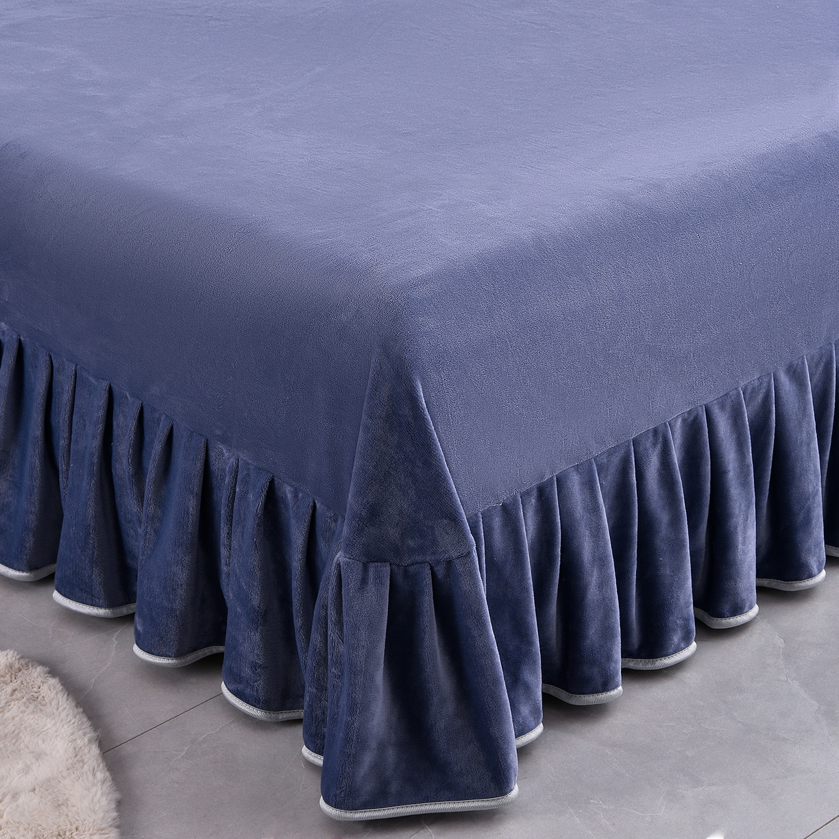 91家纺网 家纺一手货源 找家纺 启扬 2025直播爆款新款8.5斤加厚高克重牛奶绒四件套床裙款法莱绒宝宝绒金貂绒 幽兰馨语