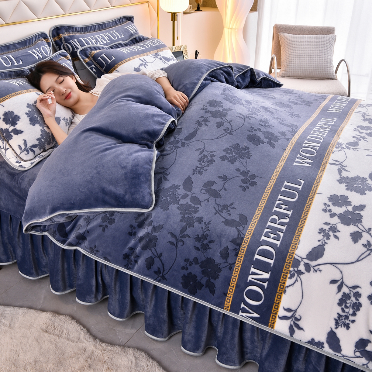 91家纺网 家纺一手货源 找家纺 启扬 2025直播爆款新款8.5斤加厚高克重牛奶绒四件套床裙款法莱绒宝宝绒金貂绒 幽兰馨语