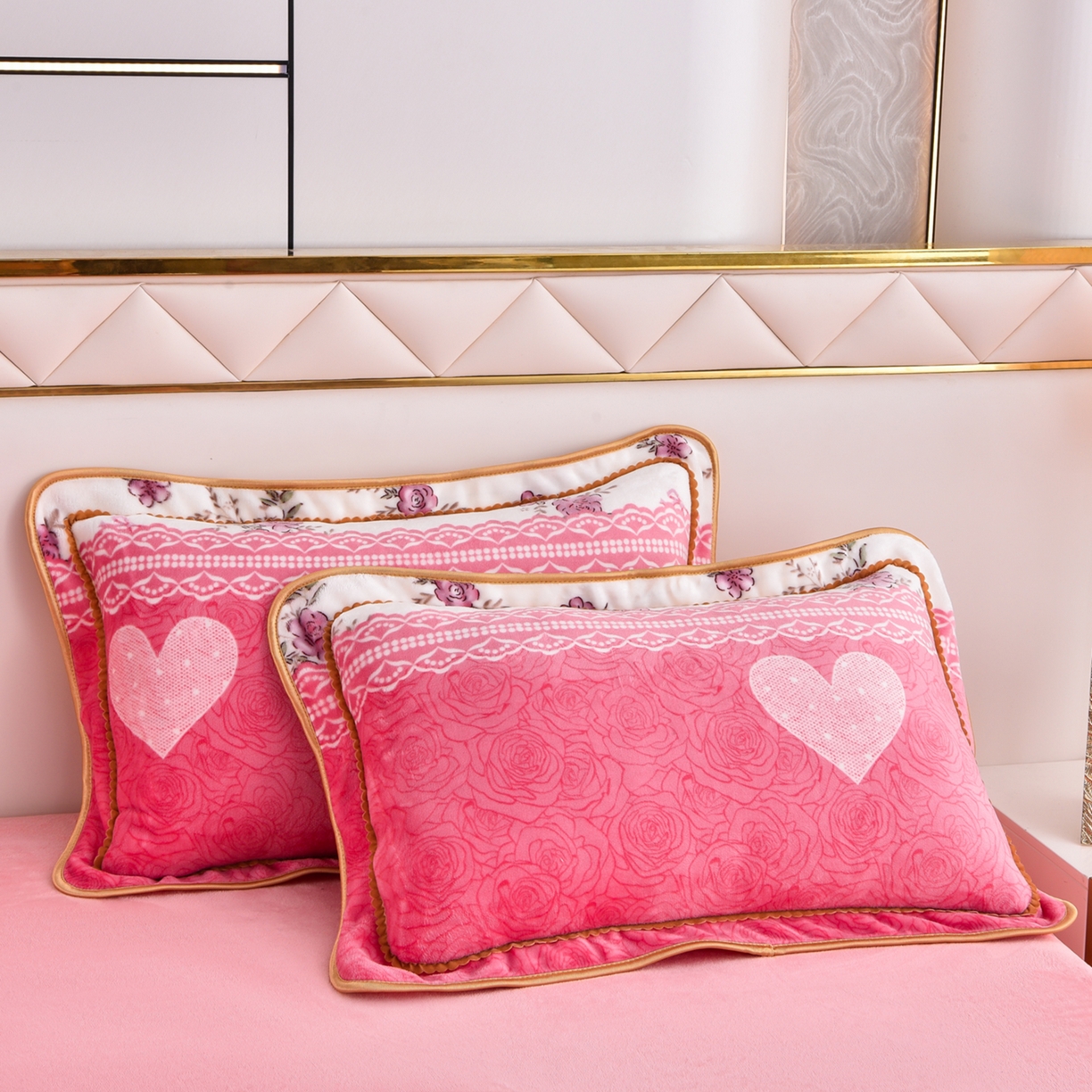 91家纺网 家纺一手货源 找家纺 启扬 2025直播爆款新款8.5斤加厚高克重牛奶绒四件套床裙款法莱绒宝宝绒金貂绒 茉莉粉