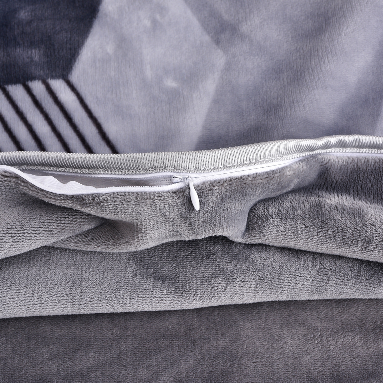 91家纺网 家纺一手货源 找家纺 启扬 2025直播爆款新款8.5斤加厚高克重牛奶绒四件套床裙款法莱绒宝宝绒金貂绒 希亚-灰