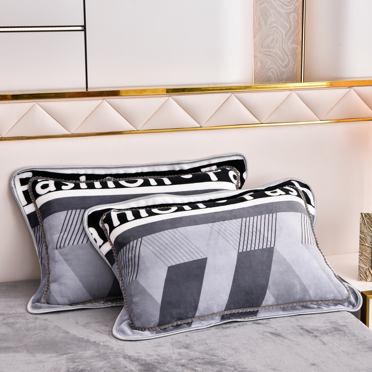 91家纺网 家纺一手货源 找家纺 启扬 2025直播爆款新款8.5斤加厚高克重牛奶绒四件套床裙款法莱绒宝宝绒金貂绒 希亚-灰