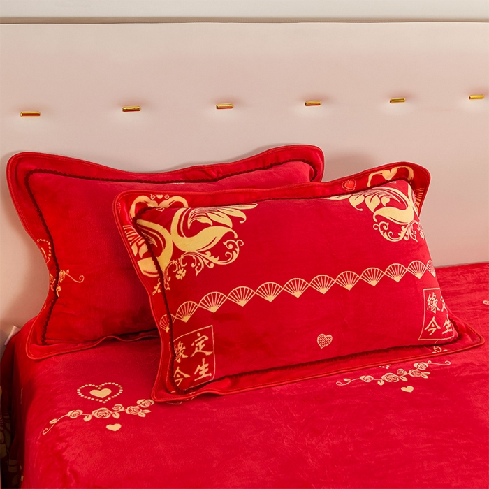 91家纺网 家纺一手货源 找家纺 启扬 2025直播爆款新款8.5斤加厚高克重牛奶绒四件套床裙款法莱绒宝宝绒金貂绒 缘定今生