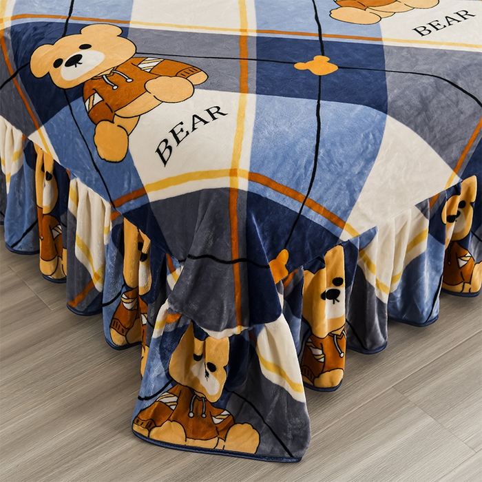 91家纺网 家纺一手货源 找家纺 启扬 2025直播爆款新款8.5斤加厚高克重牛奶绒四件套床裙款法莱绒宝宝绒金貂绒 英伦熊