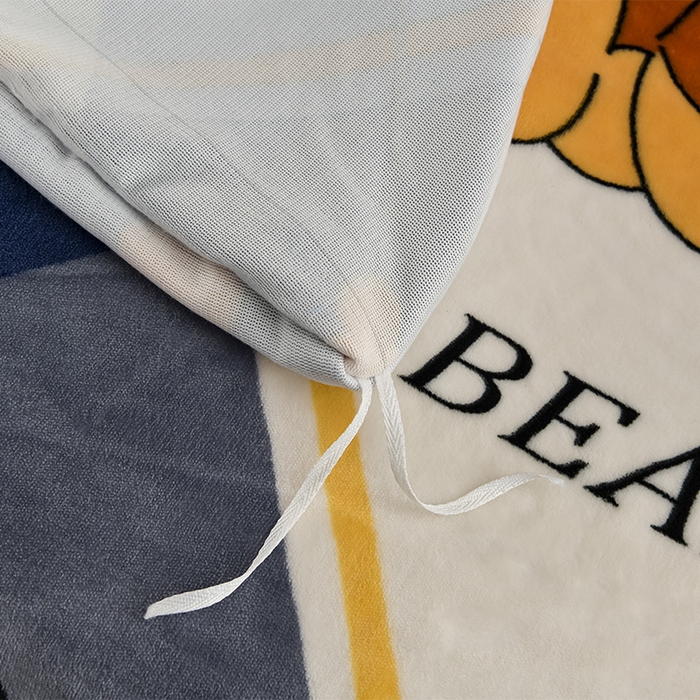 91家纺网 家纺一手货源 找家纺 启扬 2025直播爆款新款8.5斤加厚高克重牛奶绒四件套床裙款法莱绒宝宝绒金貂绒 英伦熊