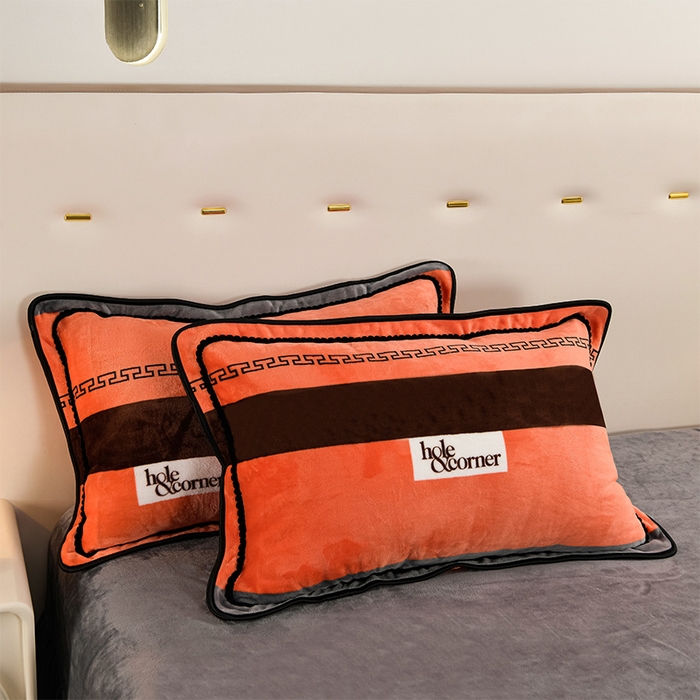 91家纺网 家纺一手货源 找家纺 启扬 2025直播爆款新款8.5斤加厚高克重牛奶绒四件套床裙款法莱绒宝宝绒金貂绒 简约格调