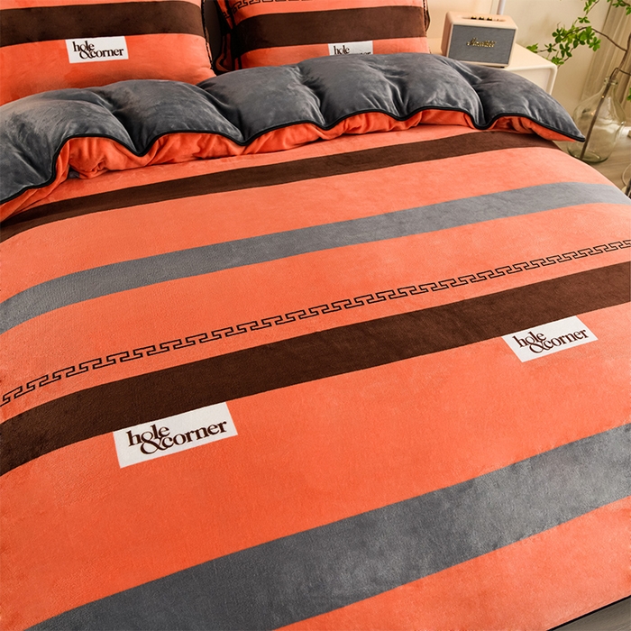 91家纺网 家纺一手货源 找家纺 启扬 2025直播爆款新款8.5斤加厚高克重牛奶绒四件套床裙款法莱绒宝宝绒金貂绒 简约格调