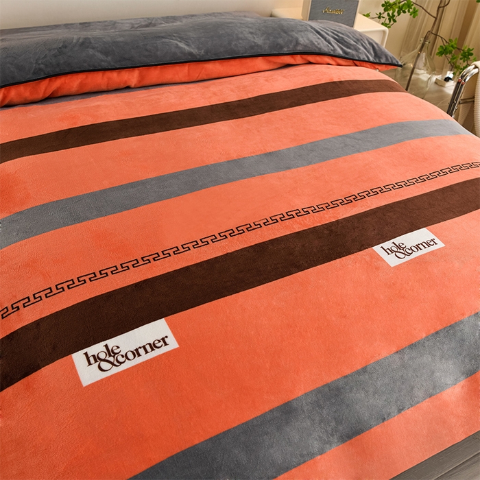 91家纺网 家纺一手货源 找家纺 启扬 2025直播爆款新款8.5斤加厚高克重牛奶绒四件套床裙款法莱绒宝宝绒金貂绒 简约格调