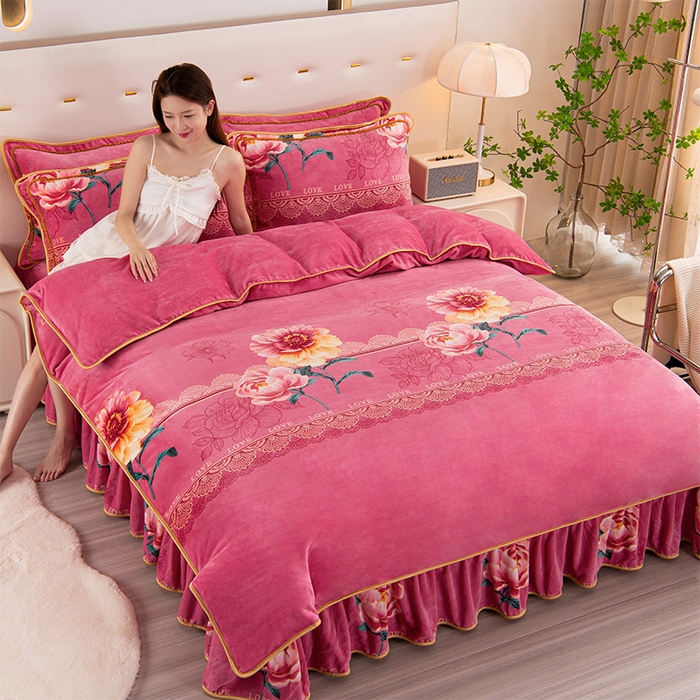 91家纺网 家纺一手货源 找家纺 启扬 2025直播爆款新款8.5斤加厚高克重牛奶绒四件套床裙款法莱绒宝宝绒金貂绒 国色天香