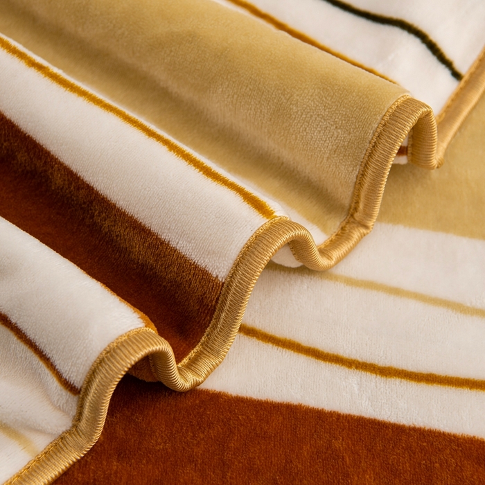 91家纺网 家纺一手货源 找家纺 启扬 2025直播爆款新款8.5斤加厚高克重牛奶绒四件套床裙款法莱绒宝宝绒金貂绒 条纹空间