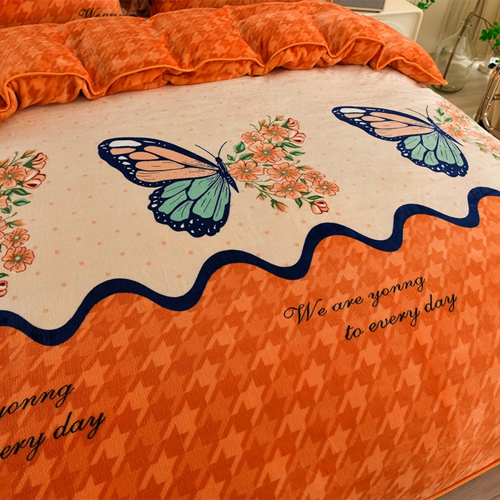 91家纺网 家纺一手货源 找家纺 启扬 2025直播爆款新款8.5斤加厚高克重牛奶绒四件套床裙款法莱绒宝宝绒金貂绒 蝶舞花语