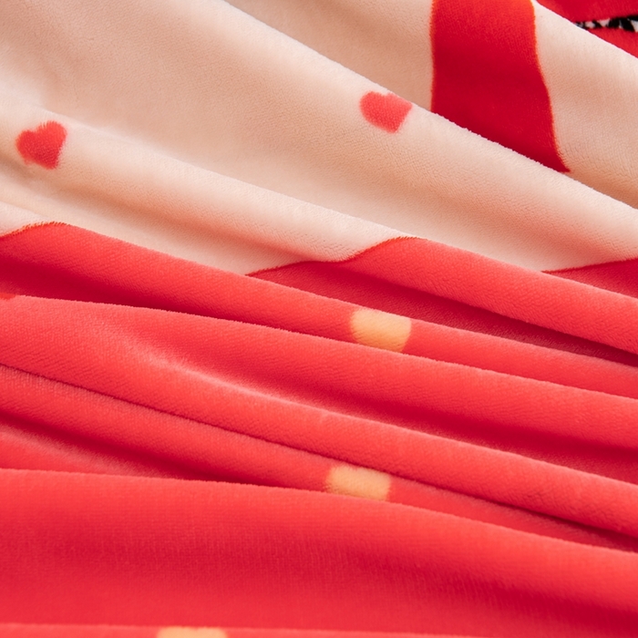 91家纺网 家纺一手货源 找家纺 启扬 2025直播爆款新款8.5斤加厚高克重牛奶绒四件套床裙款法莱绒宝宝绒金貂绒 幸运相伴