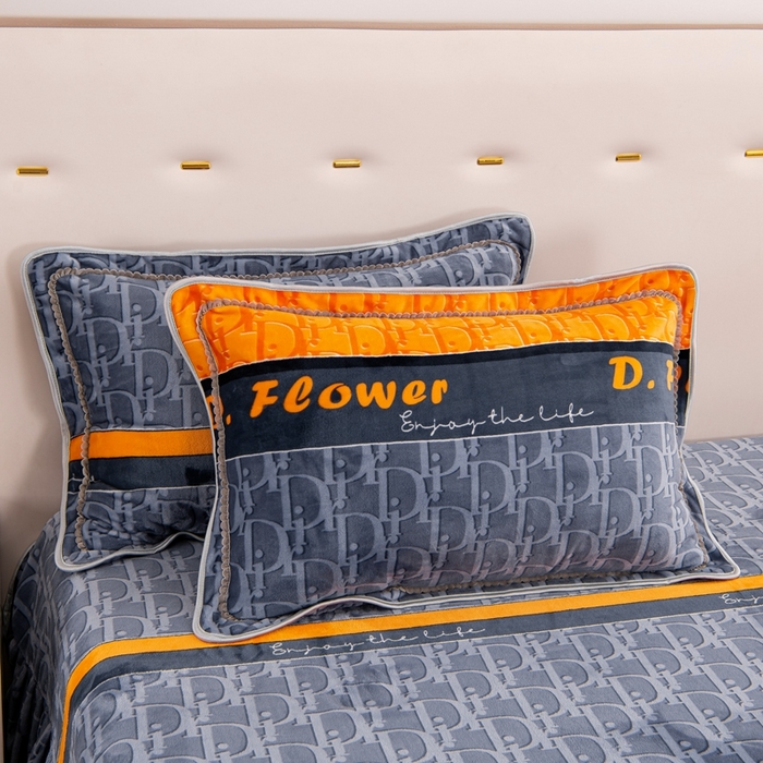 91家纺网 家纺一手货源 找家纺 启扬 2025直播爆款新款8.5斤加厚高克重牛奶绒四件套床裙款法莱绒宝宝绒金貂绒 休闲人生