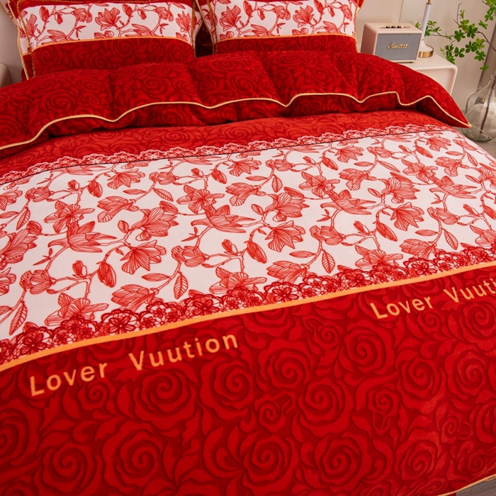 91家纺网 家纺一手货源 找家纺 启扬 2025直播爆款新款8.5斤加厚高克重牛奶绒四件套床裙款法莱绒宝宝绒金貂绒 遇见