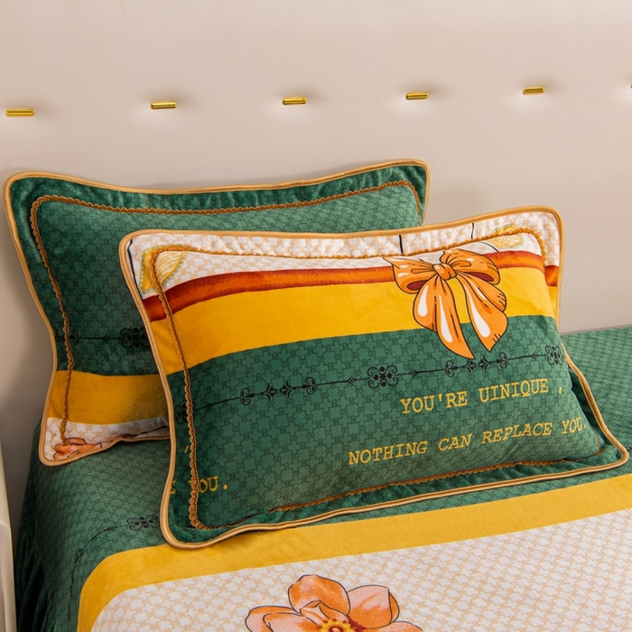 91家纺网 家纺一手货源 找家纺 启扬 2025直播爆款新款8.5斤加厚高克重牛奶绒四件套床裙款法莱绒宝宝绒金貂绒 花香醉梦