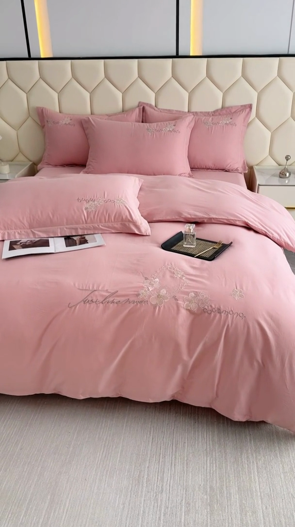 91家纺网 家纺一手货源 找家纺 （总）江南春家纺 【柔-轻密】2025秋冬133x76高精密刺绣100%全棉四件套