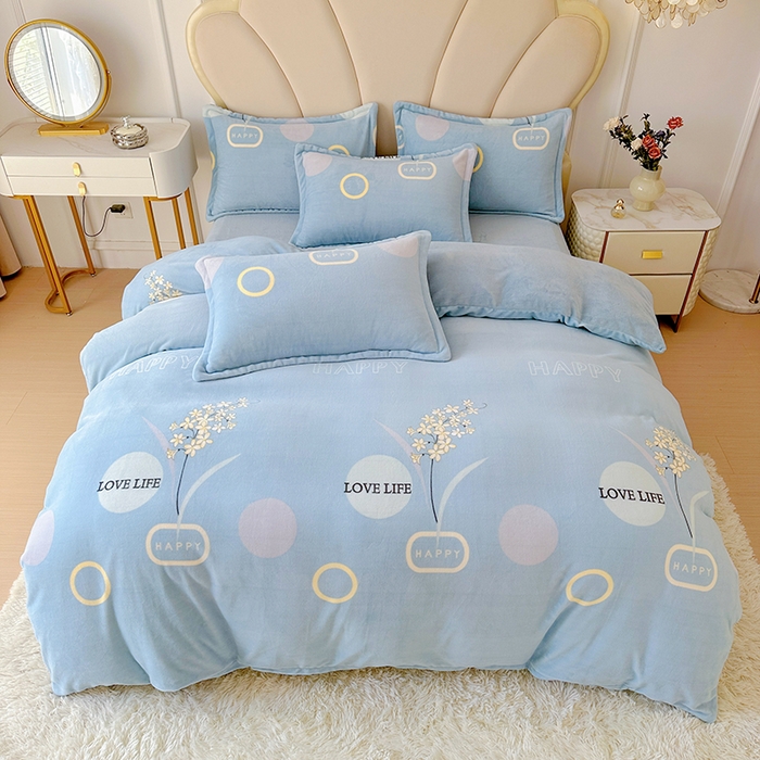 91家纺网 家纺一手货源 找家纺 家贝爱 2025新款A类牛奶绒印花四件套 浪漫国度