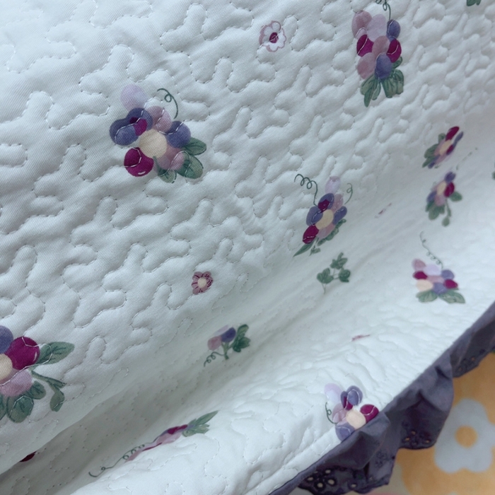 91家纺网 家纺一手货源 找家纺 暖居 2025新款纯棉绗缝夹棉榻榻米支持定制防滑全棉印花小碎花农村大炕盖三件套系列 葡萄紫色