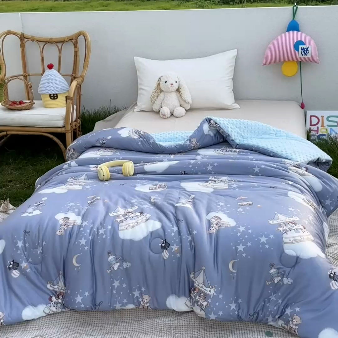 91家纺网 家纺一手货源 找家纺 小芽家居 2025新款儿童豆豆被被子被芯 星夜童话