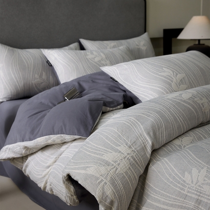 91家纺网 家纺一手货源 找家纺 （总）典曼家纺 2025新款秋冬新款A类三层纱加厚磨毛大提花四件套