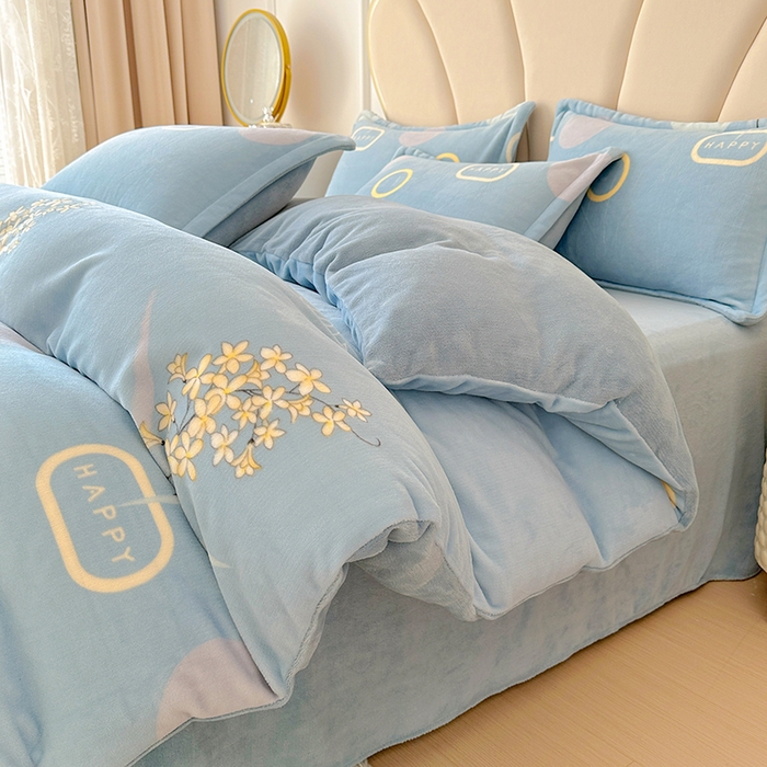 91家纺网 家纺一手货源 找家纺 家贝爱 2025新款A类牛奶绒印花四件套 浪漫国度