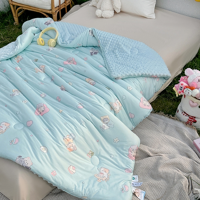91家纺网 家纺一手货源 找家纺 小芽家居 2025新款儿童豆豆被被子被芯 甜梦小被-蓝