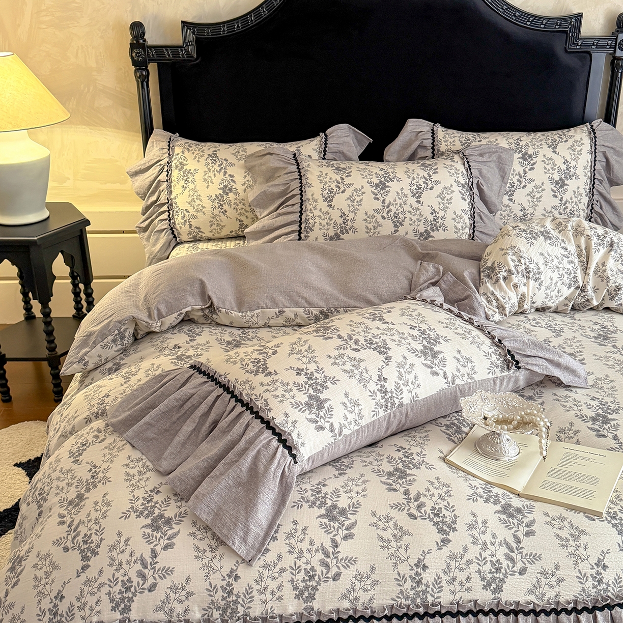 91家纺网 家纺一手货源 找家纺 富米莱（原臻工厂） 2025新款法式复古水洗亚麻花边高端床盖床单四件套 法式-秘境