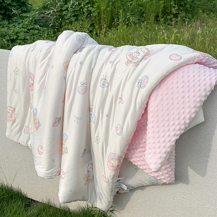 91家纺网 家纺一手货源 找家纺 小芽家居 2025新款儿童豆豆被被子被芯 甜梦小被-白