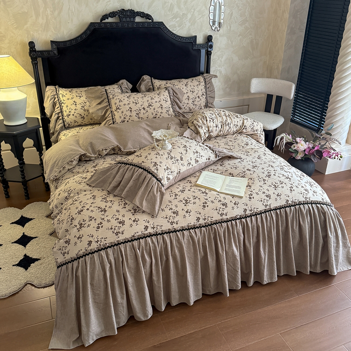 91家纺网 家纺一手货源 找家纺 富米莱（原臻工厂） 2025新款法式复古水洗亚麻花边高端床盖床单四件套 法式-一路生花