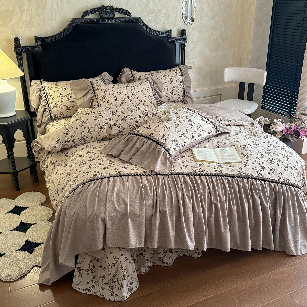 91家纺网 家纺一手货源 找家纺 富米莱（原臻工厂） 2025新款法式复古水洗亚麻花边高端床盖床单四件套 法式-一路生花