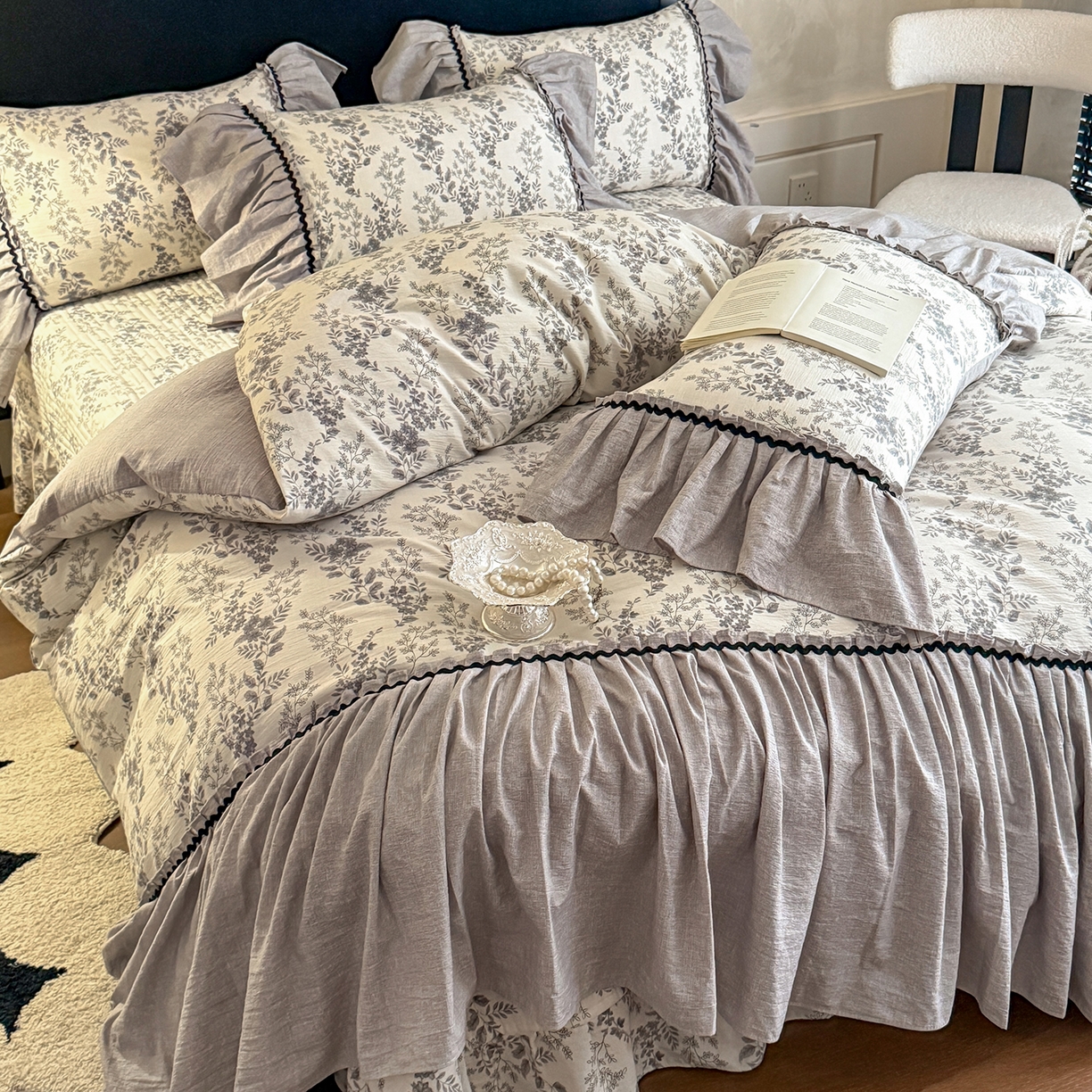 91家纺网 家纺一手货源 找家纺 富米莱（原臻工厂） 2025新款法式复古水洗亚麻花边高端床盖床单四件套 法式-秘境