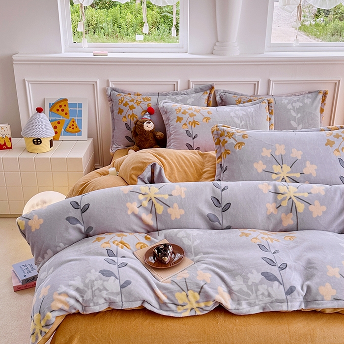 91家纺网 家纺一手货源 找家纺 家贝爱 2025新款A类牛奶绒印花四件套 长相思