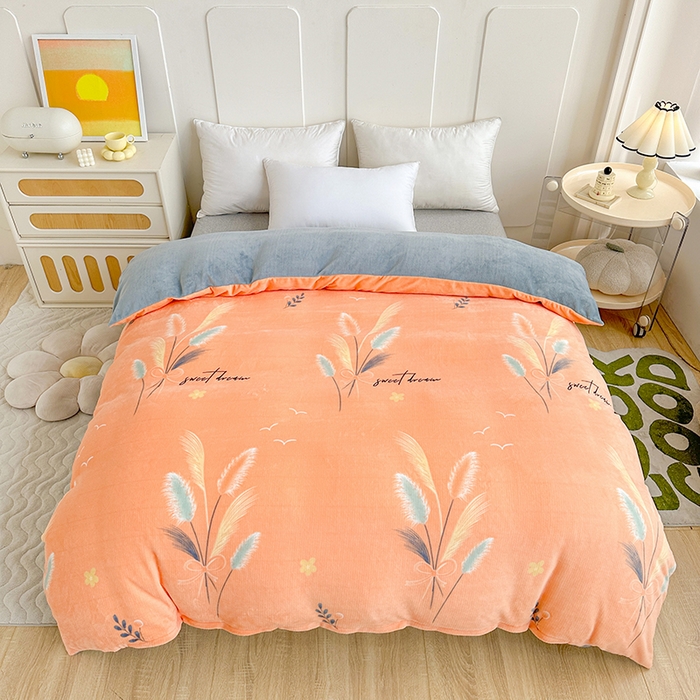 91家纺网 家纺一手货源 找家纺 家贝爱 2025新款A类牛奶绒印花四件套 情人草-桔