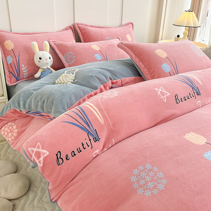 91家纺网 家纺一手货源 找家纺 家贝爱 2025新款A类牛奶绒印花四件套 花开浪漫