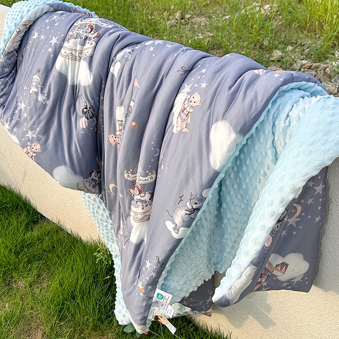 91家纺网 家纺一手货源 找家纺 小芽家居 2025新款儿童豆豆被被子被芯 星夜童话