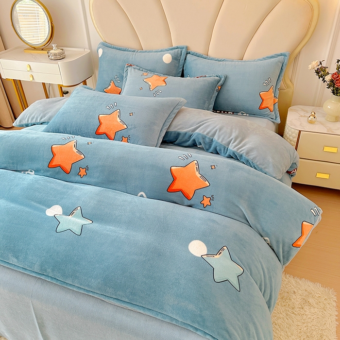 91家纺网 家纺一手货源 找家纺 家贝爱 2025新款A类牛奶绒印花四件套 星星乐园