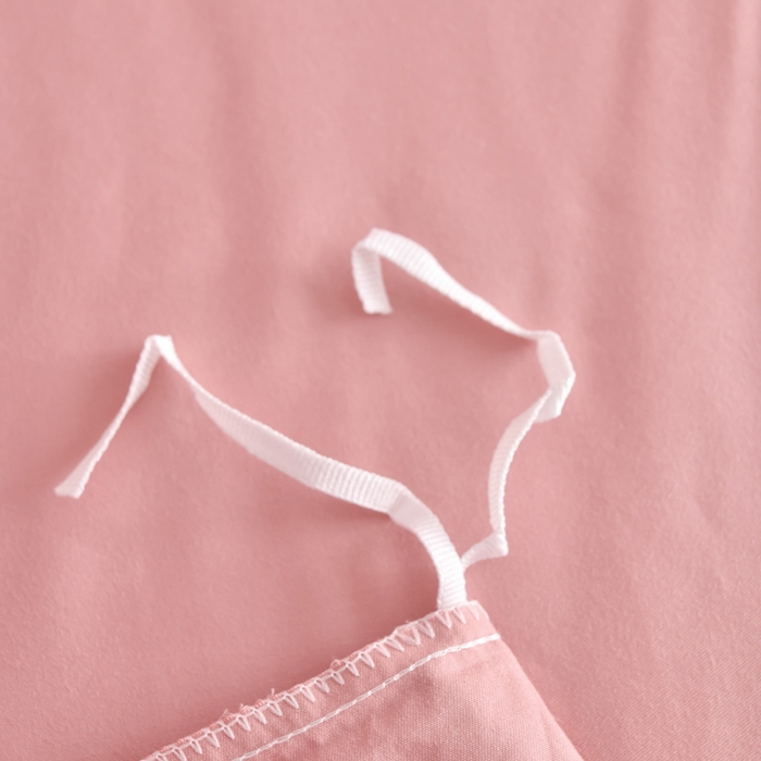 91家纺网 家纺一手货源 找家纺 江南春家纺 【柔-轻密】2025秋冬133x76高精密刺绣100%全棉四件套 【柔-轻密】春漫-海棠柚