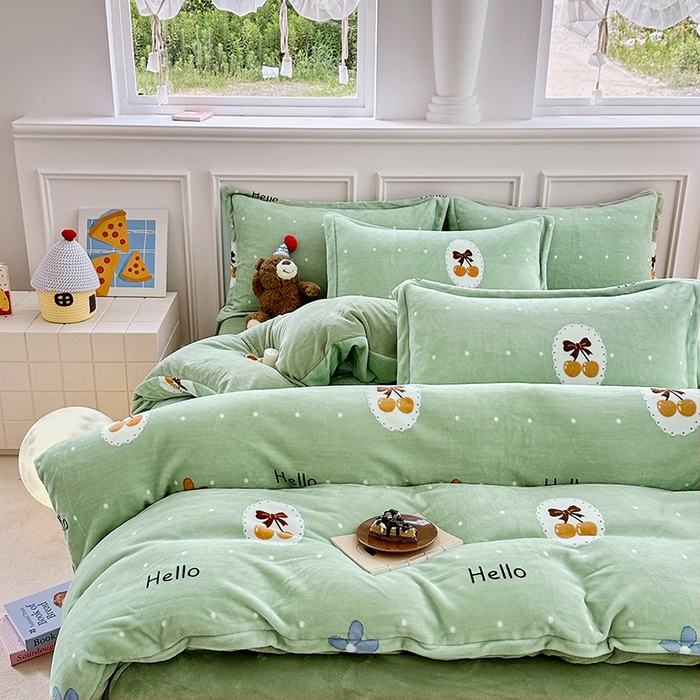 91家纺网 家纺一手货源 找家纺 家贝爱 2025新款A类牛奶绒印花四件套 波点樱桃