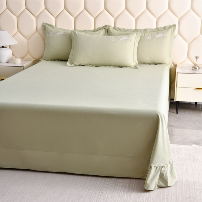 91家纺网 家纺一手货源 找家纺 江南春家纺 【柔-轻密】2025秋冬133x76高精密刺绣100%全棉四件套 【柔-轻密】春漫-梅子青