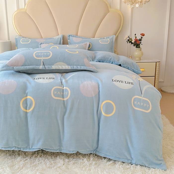 91家纺网 家纺一手货源 找家纺 家贝爱 2025新款A类牛奶绒印花四件套 浪漫国度