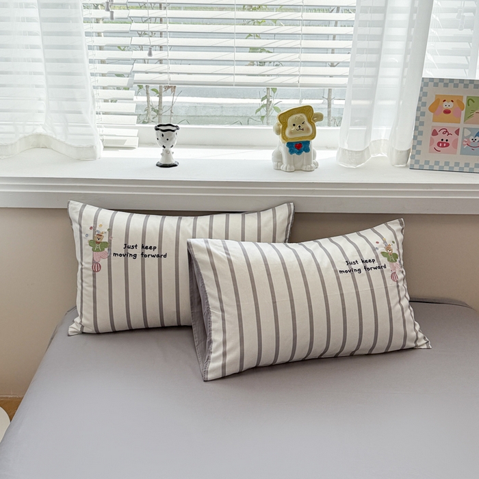 91家纺网 家纺一手货源 找家纺 慕尚家纺 2025新款全棉印花毛巾绣工艺款四件套 熊熊马戏团