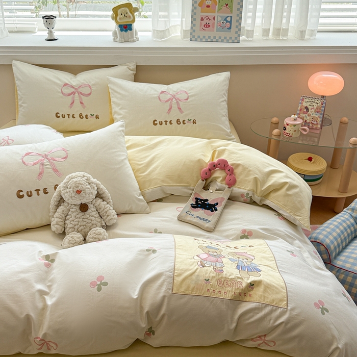 91家纺网 家纺一手货源 找家纺 慕尚家纺 2025新款全棉印花毛巾绣工艺款四件套 小熊派对