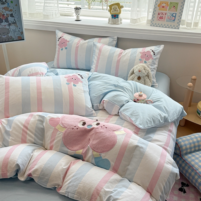 91家纺网 家纺一手货源 找家纺 慕尚家纺 2025新款全棉印花毛巾绣工艺款四件套 卡哇伊