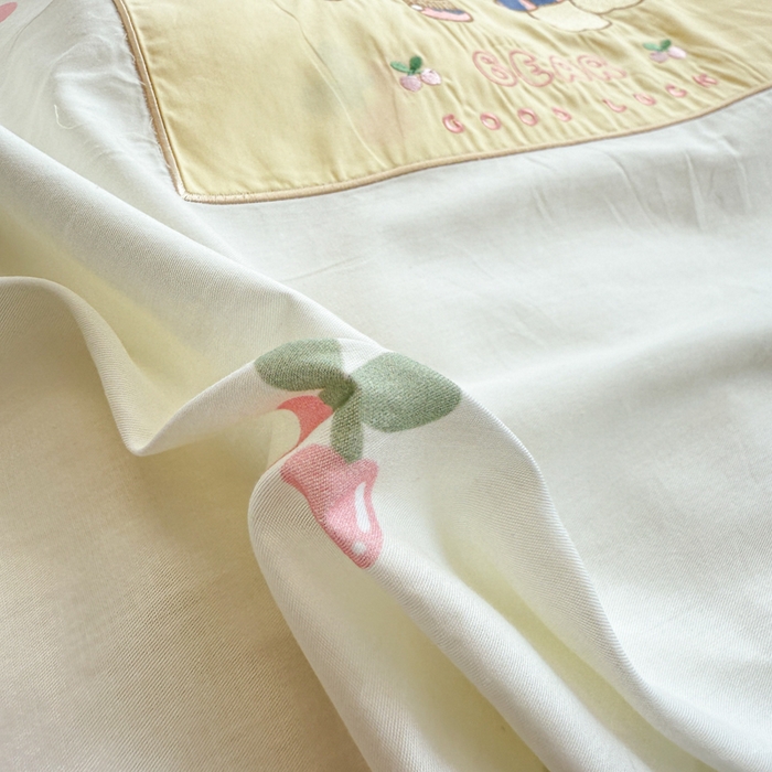 91家纺网 家纺一手货源 找家纺 慕尚家纺 2025新款全棉印花毛巾绣工艺款四件套 小熊派对