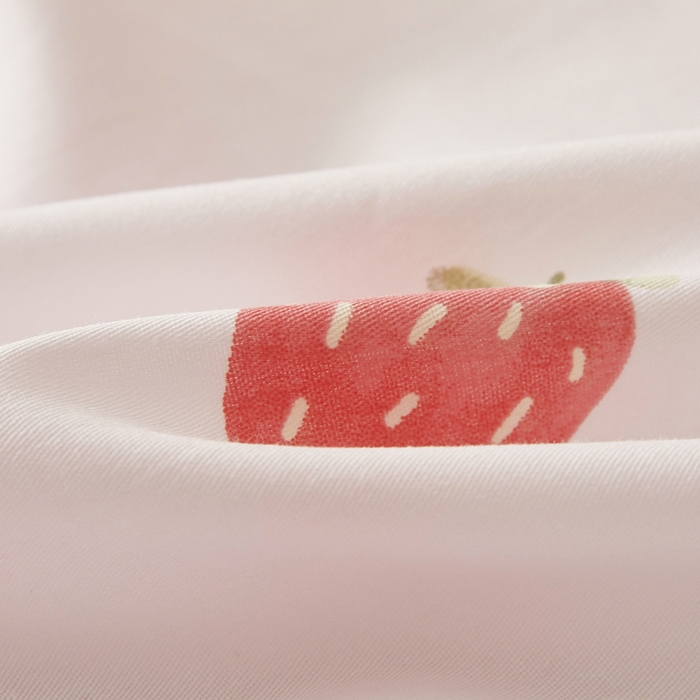 91家纺网 家纺一手货源 找家纺 翎盈家纺 2025款ins风小清新卡通多规格纯棉乳胶枕专用枕套全棉枕头套 草莓兔兔